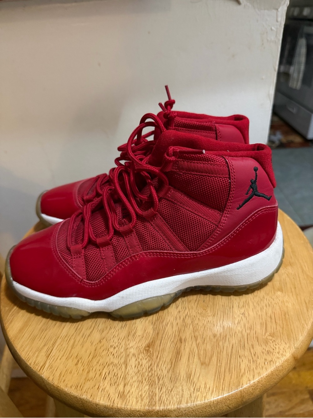 Jordan Kids Red High-Top Retro Basketball Sneakers